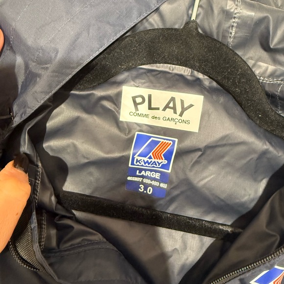 Commes Des Garçons Play K-Way Windbreaker - Picture 2 of 5